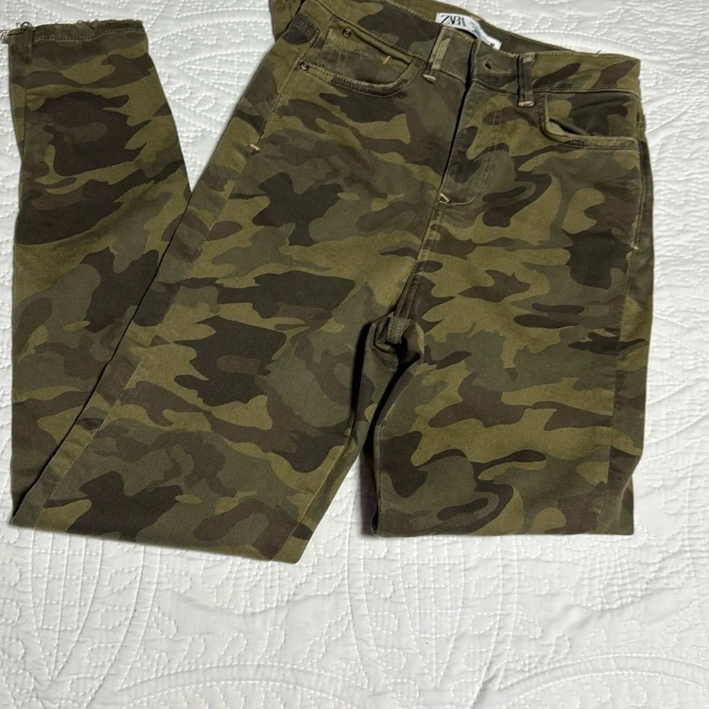 Zara Camouflage Pants